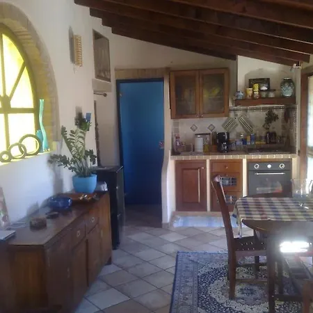 Apartment Laura's Brother - Close To St. John's Basilica *